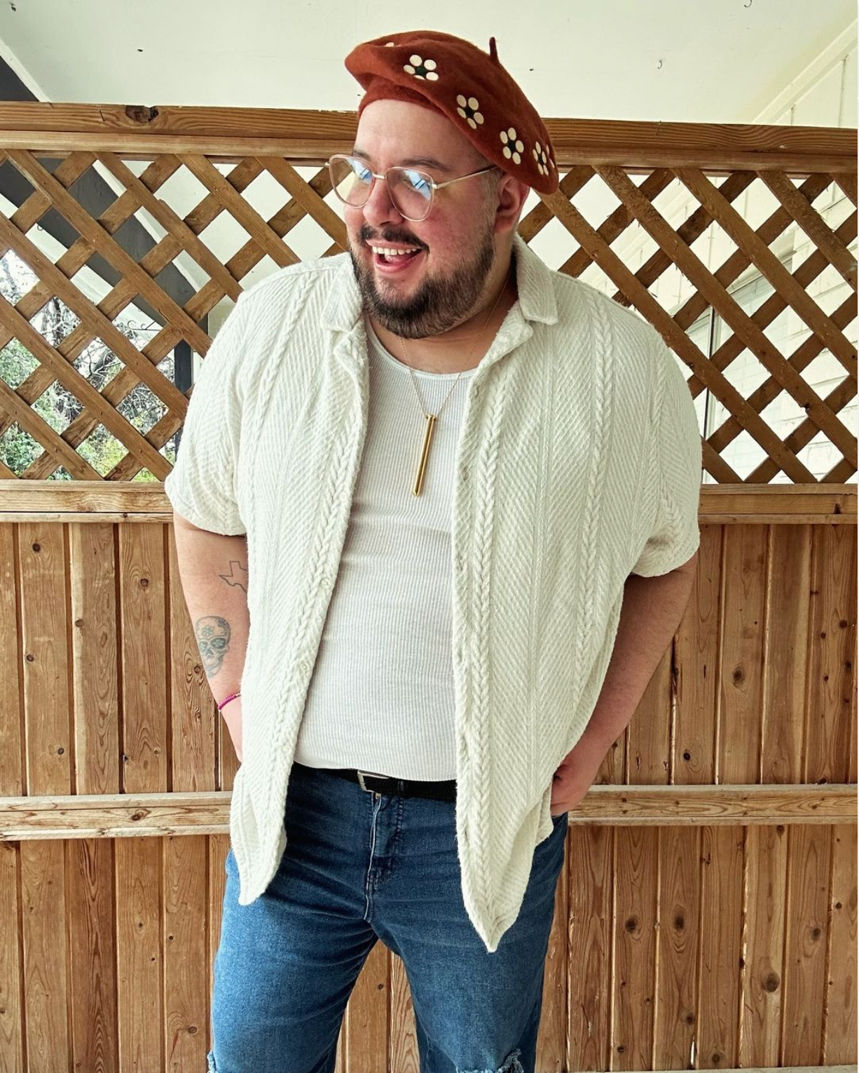 @jaspertjames wearing Vesper.